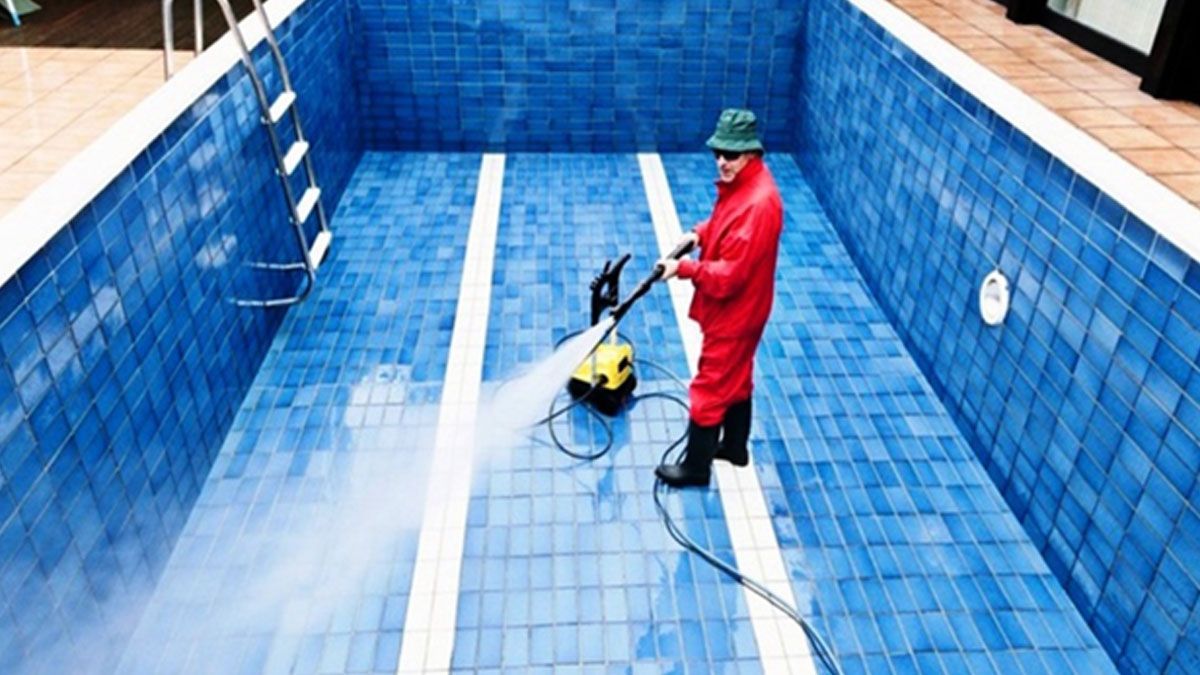 Water Tank Cleaning Services In Delhi NCR